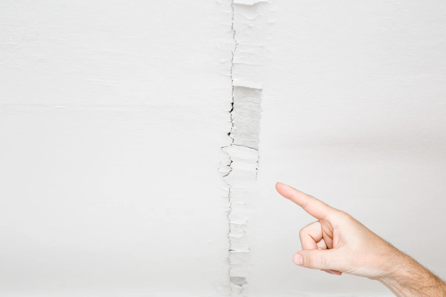 Common Types Of Drywall Cracks And Their Solutions Oakland, CA Common Types Of Drywall Cracks And Their Solutions Oakland, CA