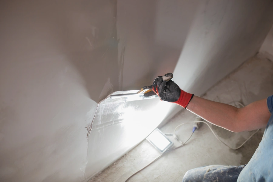 Common Types Of Drywall Cracks And Their Solutions in Oakland, CA Common Types Of Drywall Cracks And Their Solutions in Oakland, CA